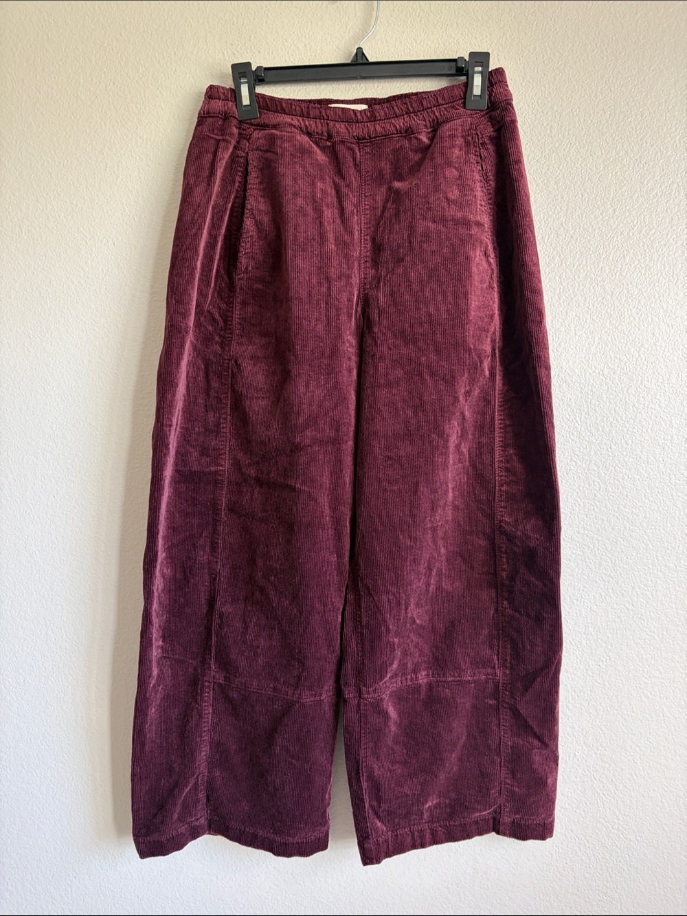 Pilcro Pull On Relaxed Fit Barrel Corduroy Pants in Burgundy - S - Picture 2 of 5